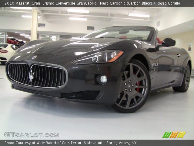 2010 Maserati GranTurismo Convertible GranCabrio in Nero Carbonio (Carbon Black)
