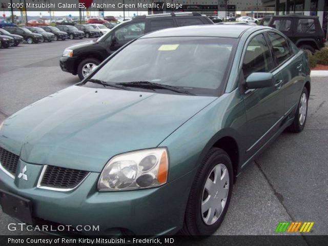2005 Mitsubishi Galant ES in Machine Green Metallic
