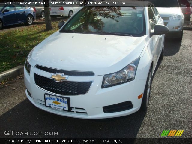 2012 Chevrolet Cruze LS in Summit White