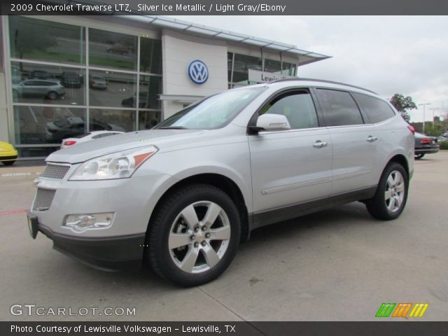 2009 Chevrolet Traverse LTZ in Silver Ice Metallic