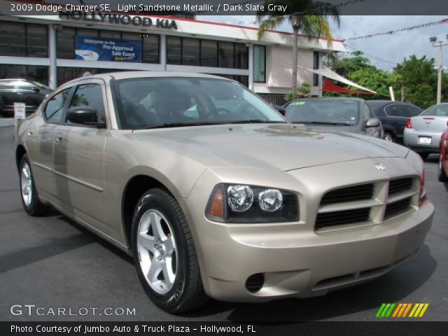 2009 Dodge Charger SE in Light Sandstone Metallic