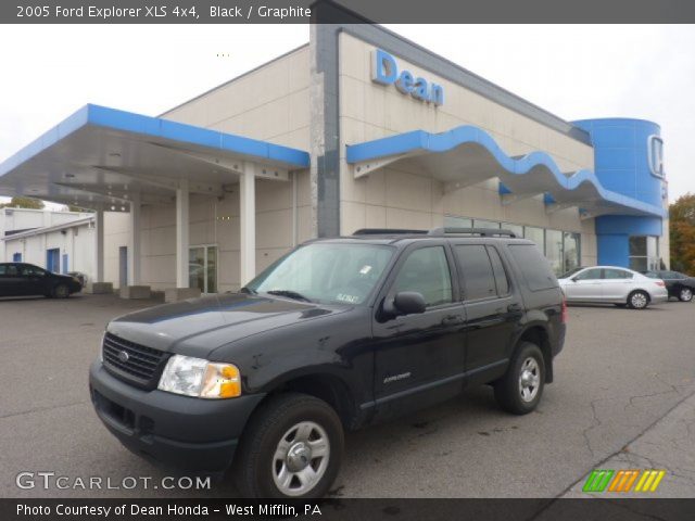 2005 Ford Explorer XLS 4x4 in Black