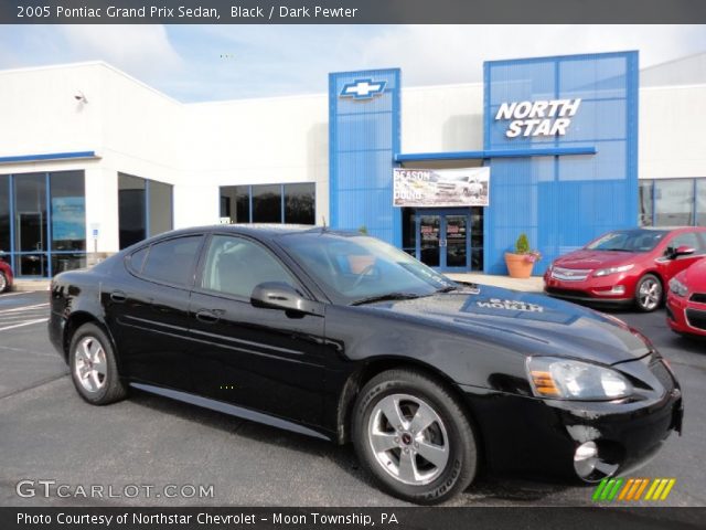 2005 Pontiac Grand Prix Sedan in Black