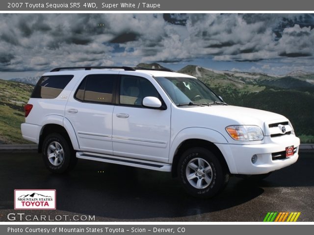 2007 Toyota Sequoia SR5 4WD in Super White