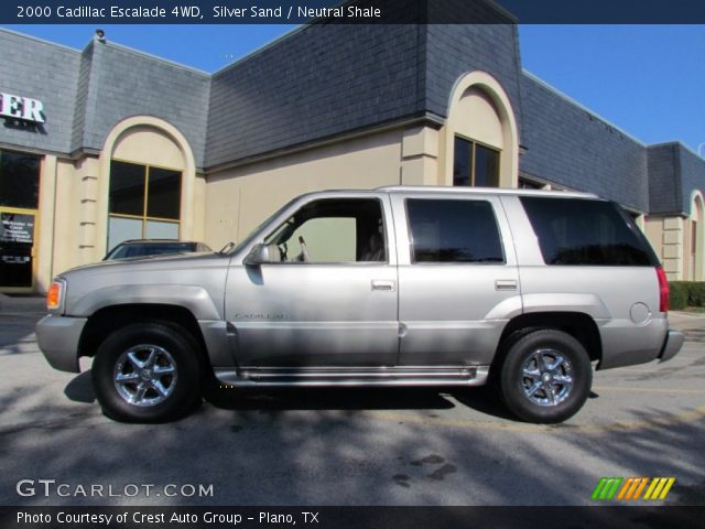 2000 Cadillac Escalade 4WD in Silver Sand