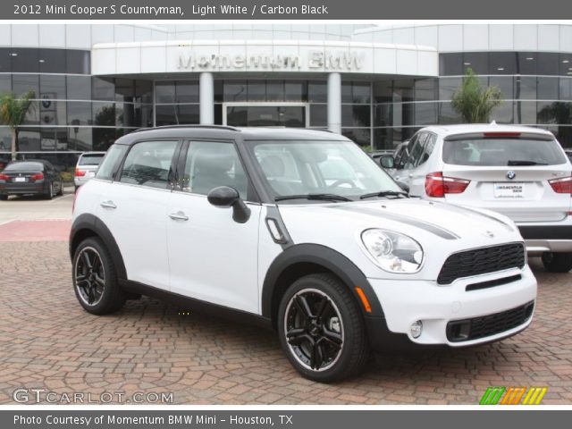 2012 Mini Cooper S Countryman in Light White