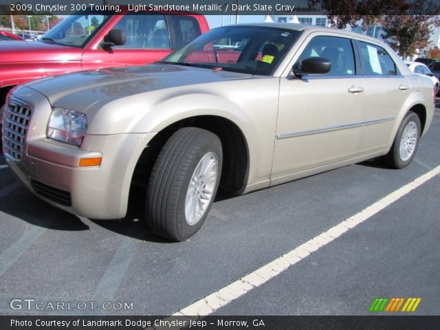 2009 Chrysler 300 Touring in Light Sandstone Metallic