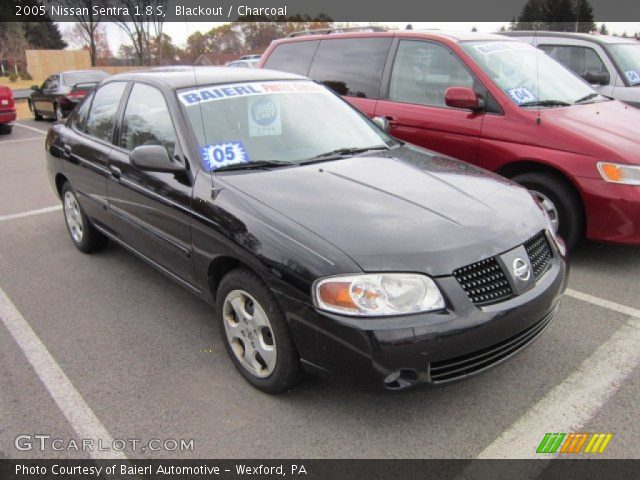 2005 Nissan Sentra 1.8 S in Blackout