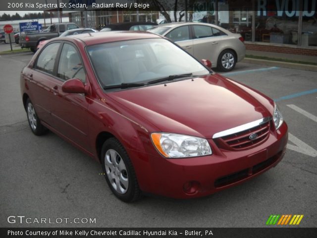 2006 Kia Spectra EX Sedan in Radiant Red