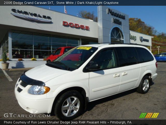 2006 Dodge Grand Caravan SXT in Stone White