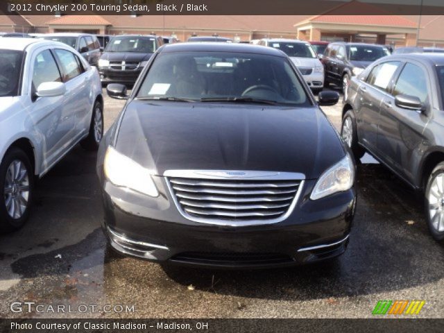 2012 Chrysler 200 Touring Sedan in Black