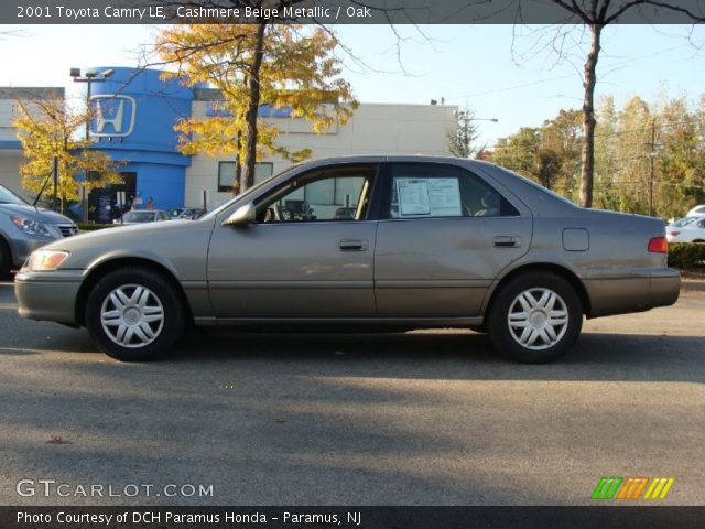 2001 Toyota Camry LE in Cashmere Beige Metallic