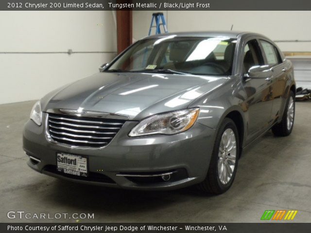 2012 Chrysler 200 Limited Sedan in Tungsten Metallic