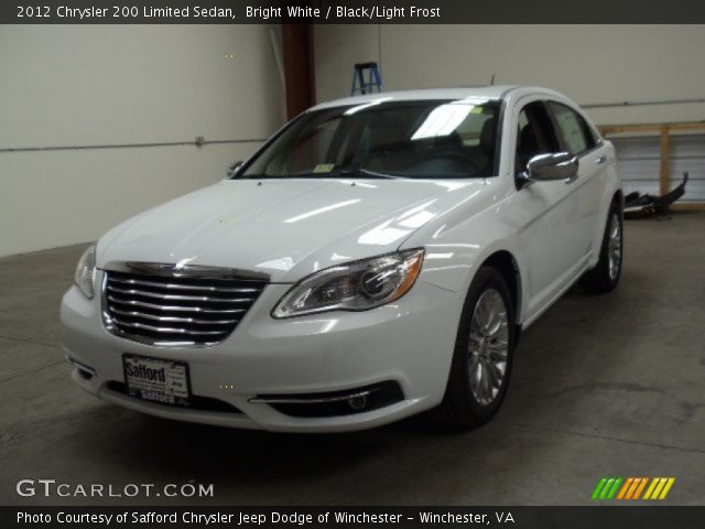 2012 Chrysler 200 Limited Sedan in Bright White