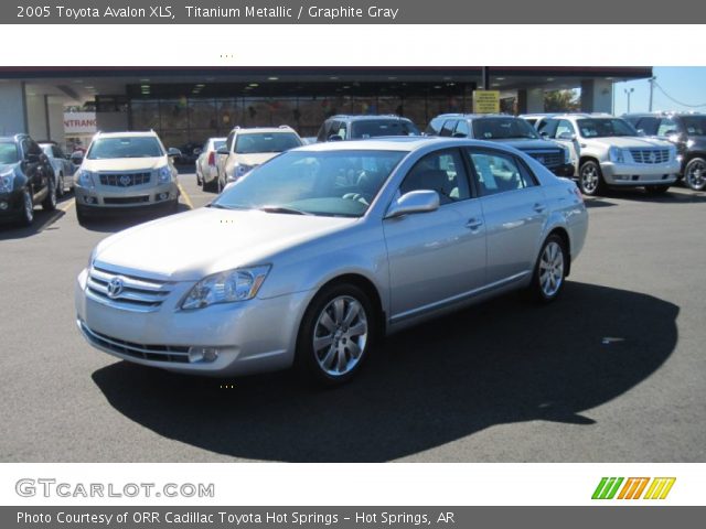 2005 Toyota Avalon XLS in Titanium Metallic