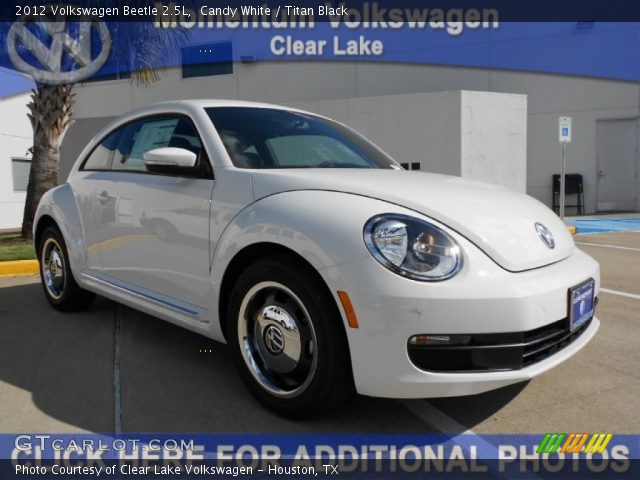 2012 Volkswagen Beetle 2.5L in Candy White
