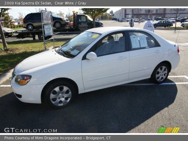 2009 Kia Spectra EX Sedan in Clear White