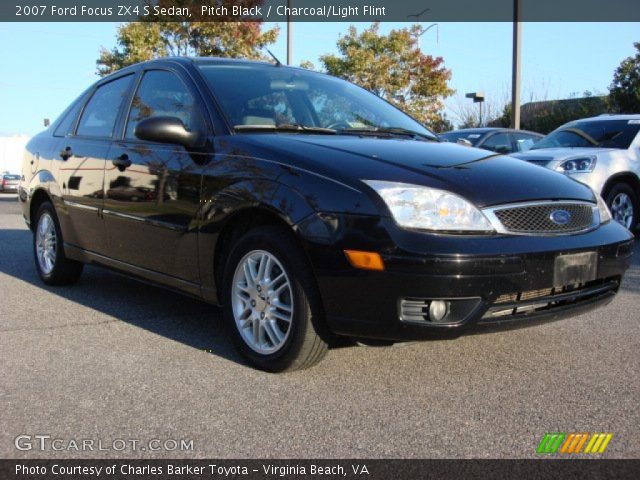2007 Ford Focus ZX4 S Sedan in Pitch Black