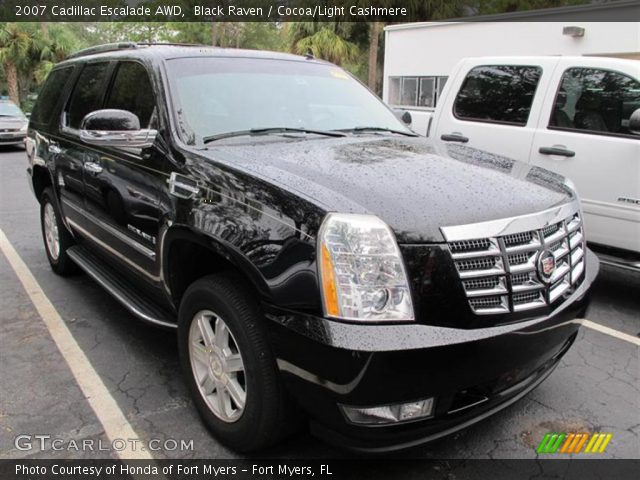 2007 Cadillac Escalade AWD in Black Raven