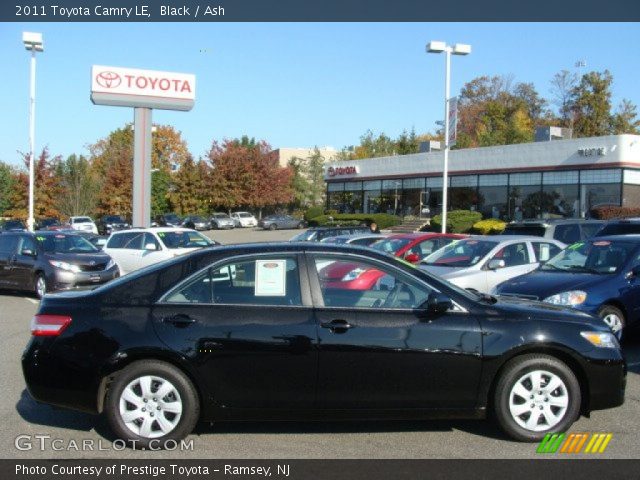 2011 Toyota Camry LE in Black