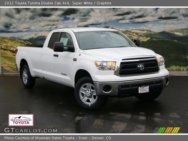 2012 Toyota Tundra Double Cab 4x4 in Super White