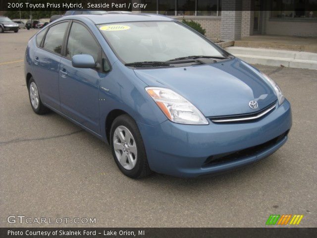 2006 Toyota Prius Hybrid in Seaside Pearl