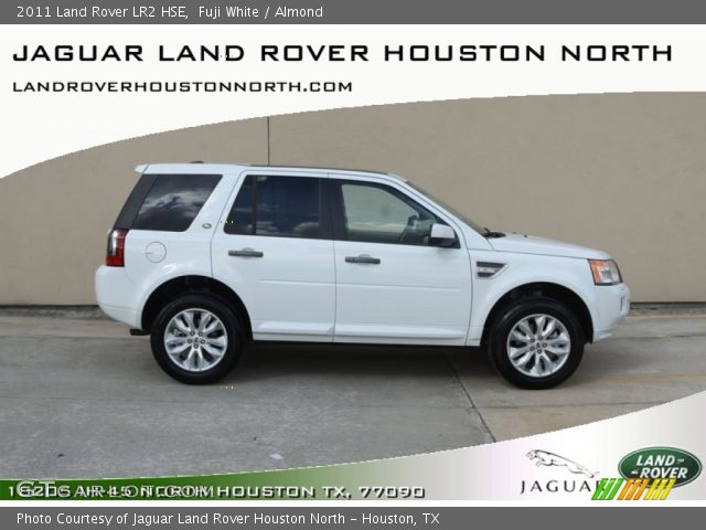 2011 Land Rover LR2 HSE in Fuji White