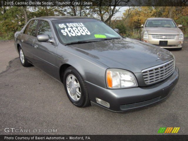 2005 Cadillac DeVille Sedan in Thunder Gray