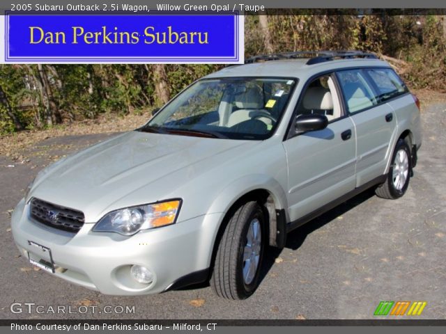 2005 Subaru Outback 2.5i Wagon in Willow Green Opal