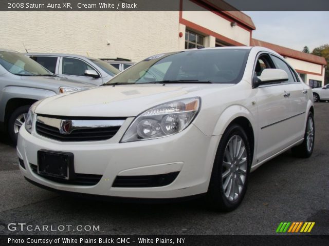 2008 Saturn Aura XR in Cream White
