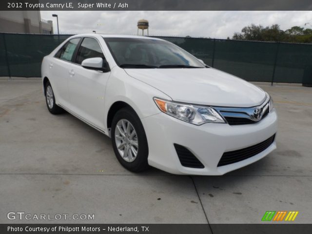 2012 Toyota Camry LE in Super White