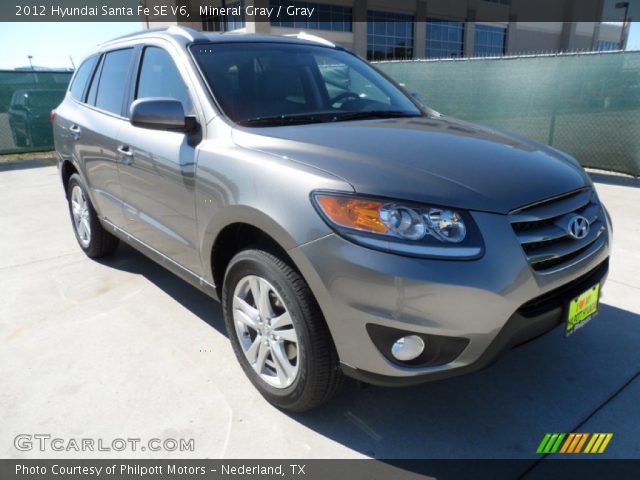 2012 Hyundai Santa Fe SE V6 in Mineral Gray