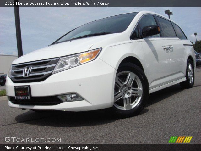2011 Honda Odyssey Touring Elite in Taffeta White