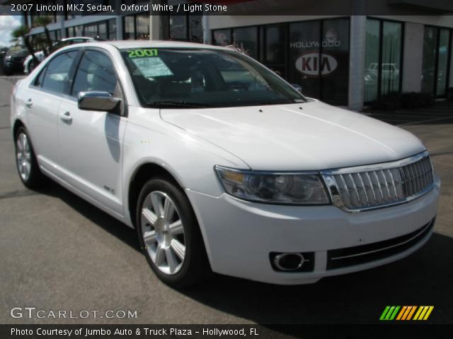 2007 Lincoln MKZ Sedan in Oxford White