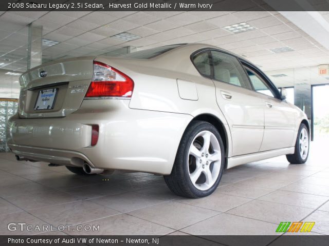 2008 Subaru Legacy 2.5i Sedan in Harvest Gold Metallic