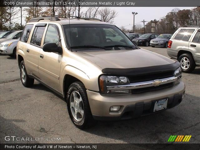 2006 Chevrolet TrailBlazer EXT LS 4x4 in Sandstone Metallic