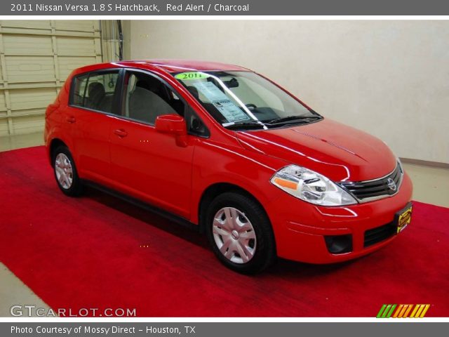 Nissan versa red #8