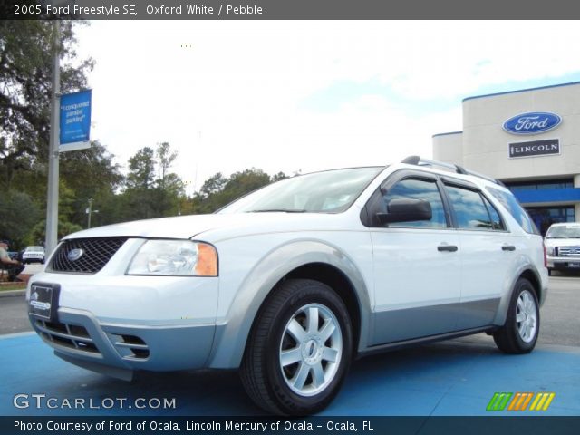 2005 Ford Freestyle SE in Oxford White