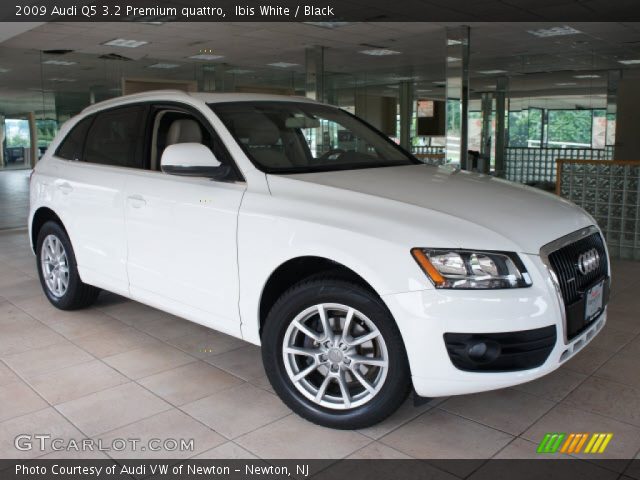 2009 Audi Q5 3.2 Premium quattro in Ibis White