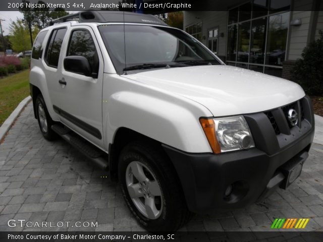 2006 Nissan Xterra S 4x4 in Avalanche White