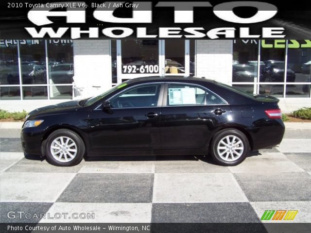 2010 Toyota Camry XLE V6 in Black