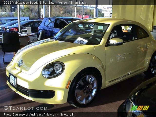 2012 Volkswagen Beetle 2.5L in Saturn Yellow