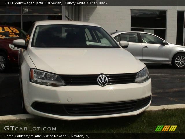 2011 Volkswagen Jetta TDI Sedan in Candy White