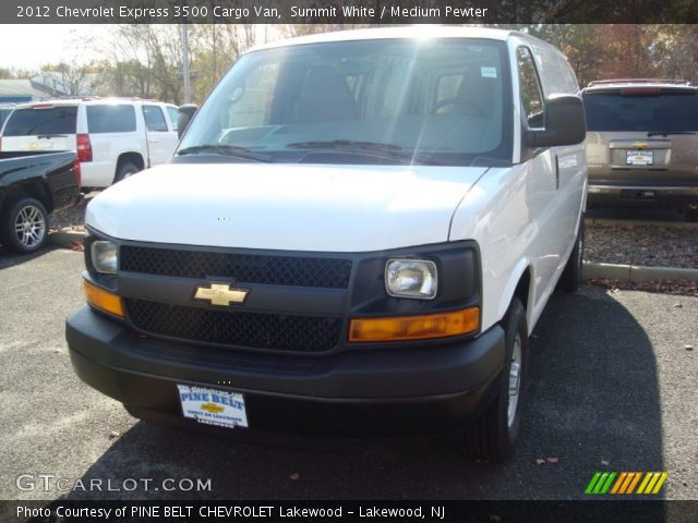 2012 Chevrolet Express 3500 Cargo Van in Summit White
