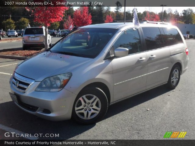 2007 Honda Odyssey EX-L in Silver Pearl Metallic