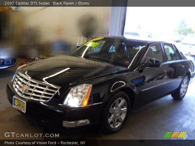 2007 Cadillac DTS Sedan in Black Raven