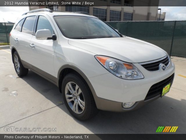 2012 Hyundai Veracruz Limited in Stone White