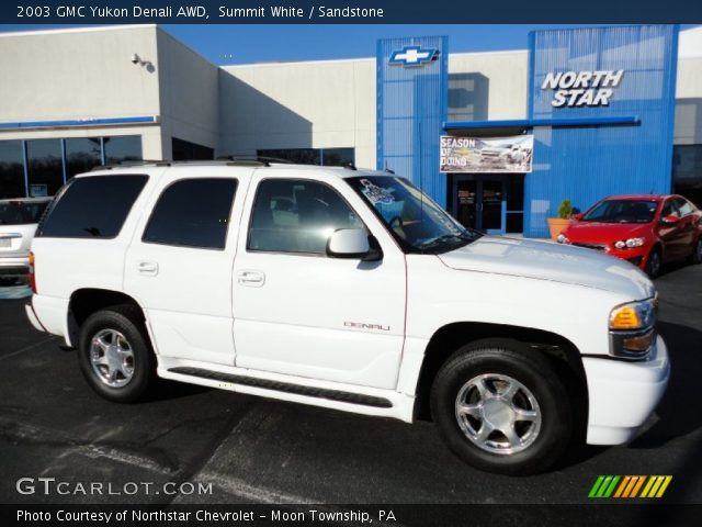 2003 GMC Yukon Denali AWD in Summit White
