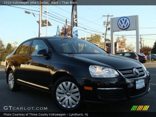2010 Volkswagen Jetta S Sedan in Black