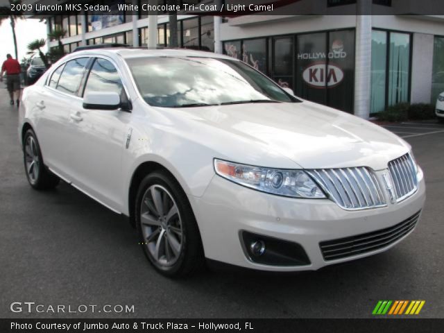 2009 Lincoln MKS Sedan in White Chocolate Tri-Coat